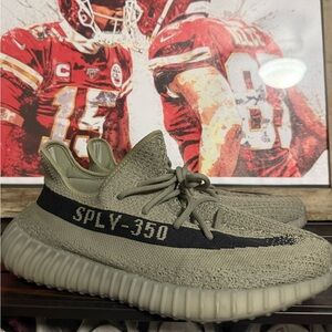 Yeezy Boost 350 V2